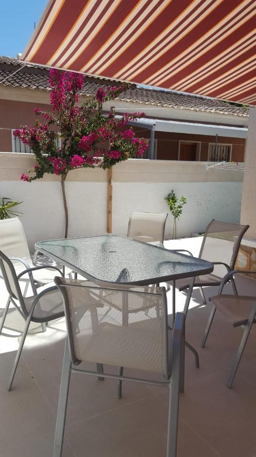 Villa En Torre De La Horadada A 240M De La Playa Екстериор снимка