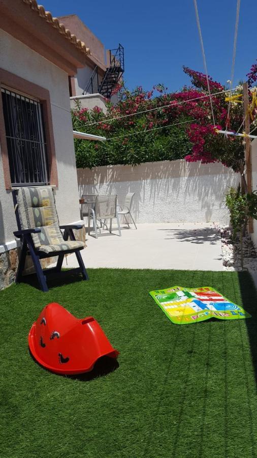 Villa En Torre De La Horadada A 240M De La Playa Екстериор снимка