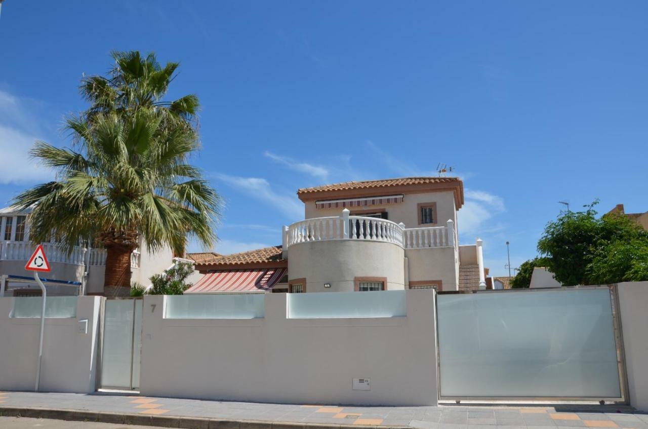 Villa En Torre De La Horadada A 240M De La Playa Екстериор снимка